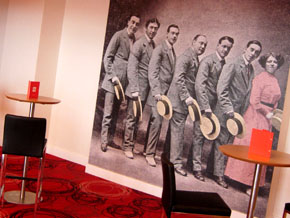 Park Inn Palace - Southend Jolly Boys